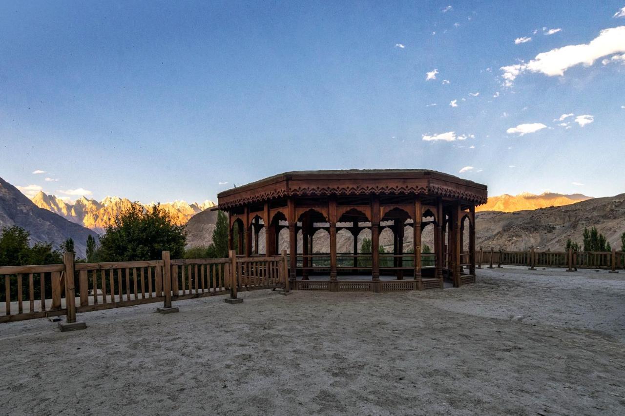 Serena Khaplu Palace Екстер'єр фото